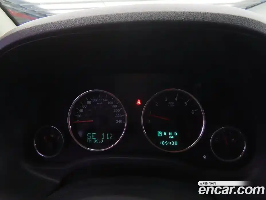Jeep Compass 2011 2.4 автомат (гидро), фото 9