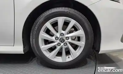 Toyota Camry 2023 2.5 гидро, миниатюра 7