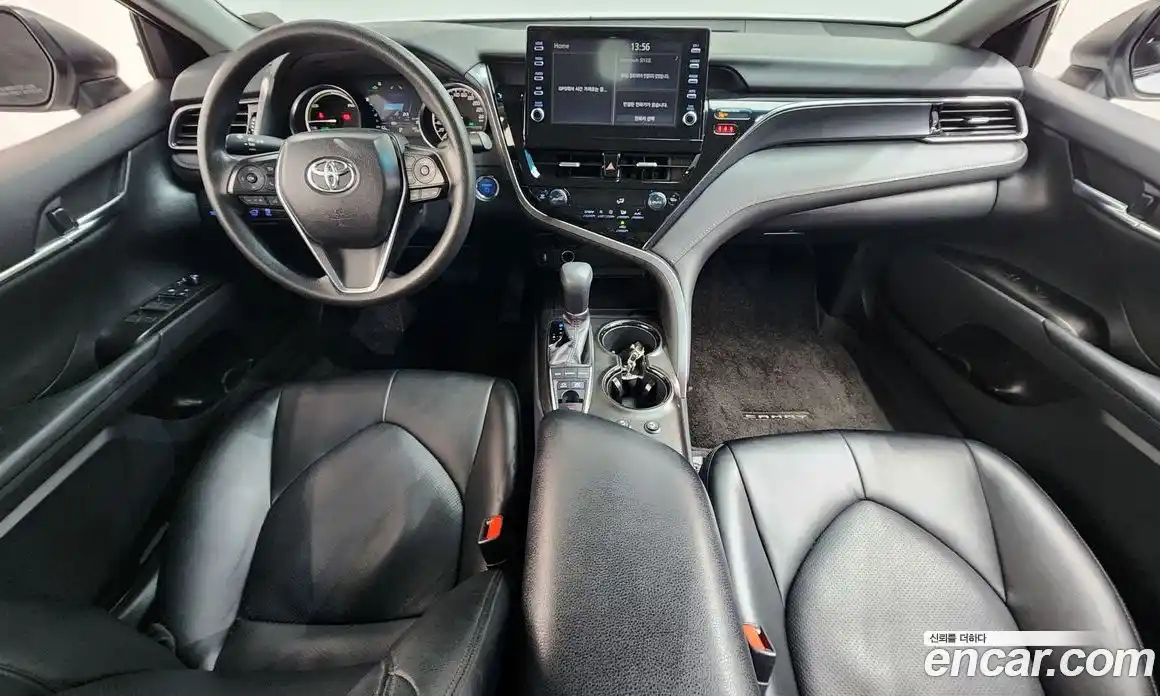 Toyota Camry 2023 2.5 гидро, фото 10