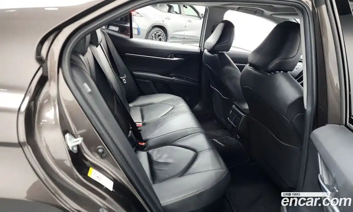 Toyota Camry 2017 2.5 гидро, фото 17