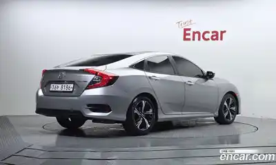 Honda Civic 2017 2.0 автомат (гидро), миниатюра 2