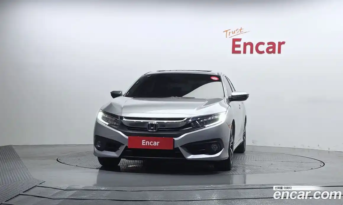 Honda Civic 2017 2.0 автомат (гидро), фото 3