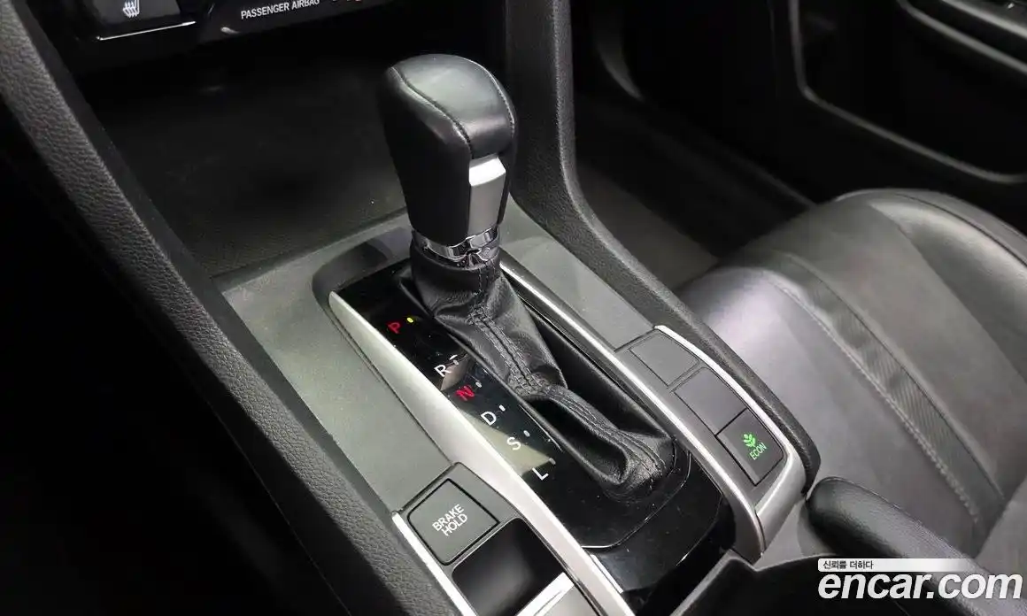 Honda Civic 2017 2.0 автомат (гидро), фото 9