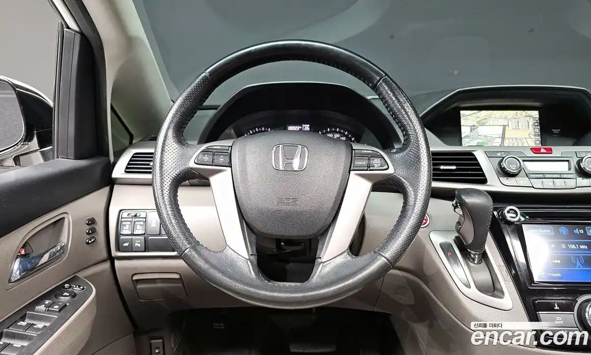 Honda Odyssey 2016 3.5 автомат (гидро), фото 13