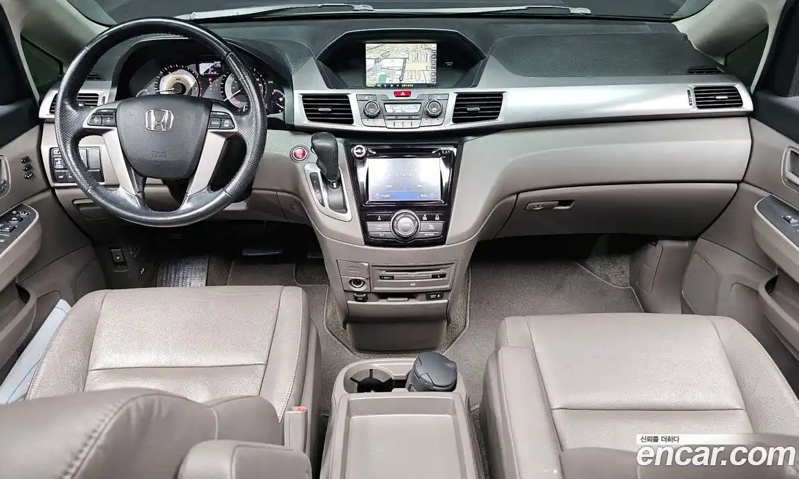 Honda Odyssey 2016 3.5 автомат (гидро), фото 7