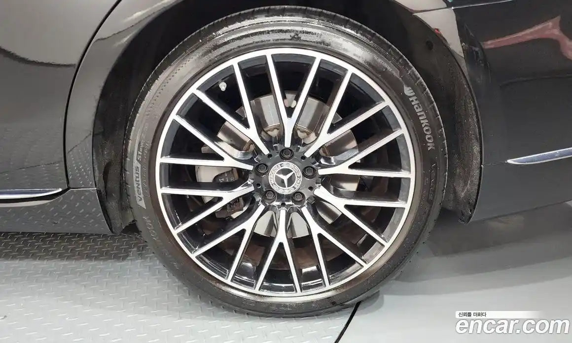 Mercedes-Benz S-Class 2022 4.0 автомат (гидро), фото 7