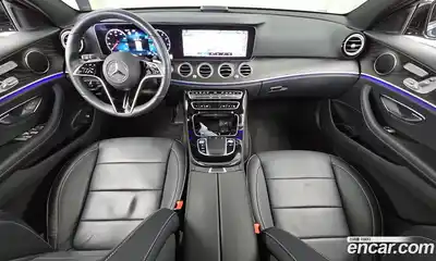 Mercedes-Benz E-Class 2022 2.0 автомат (гидро), миниатюра 10