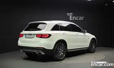 Mercedes-Benz GLC-Class 2021 2.0 автомат (гидро), миниатюра 2