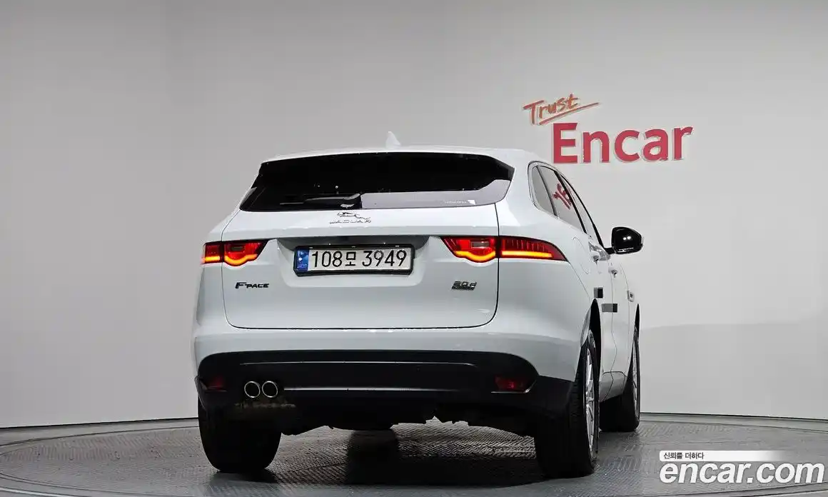 Jaguar F-Pace 2017 2.0 гидро, фото 4