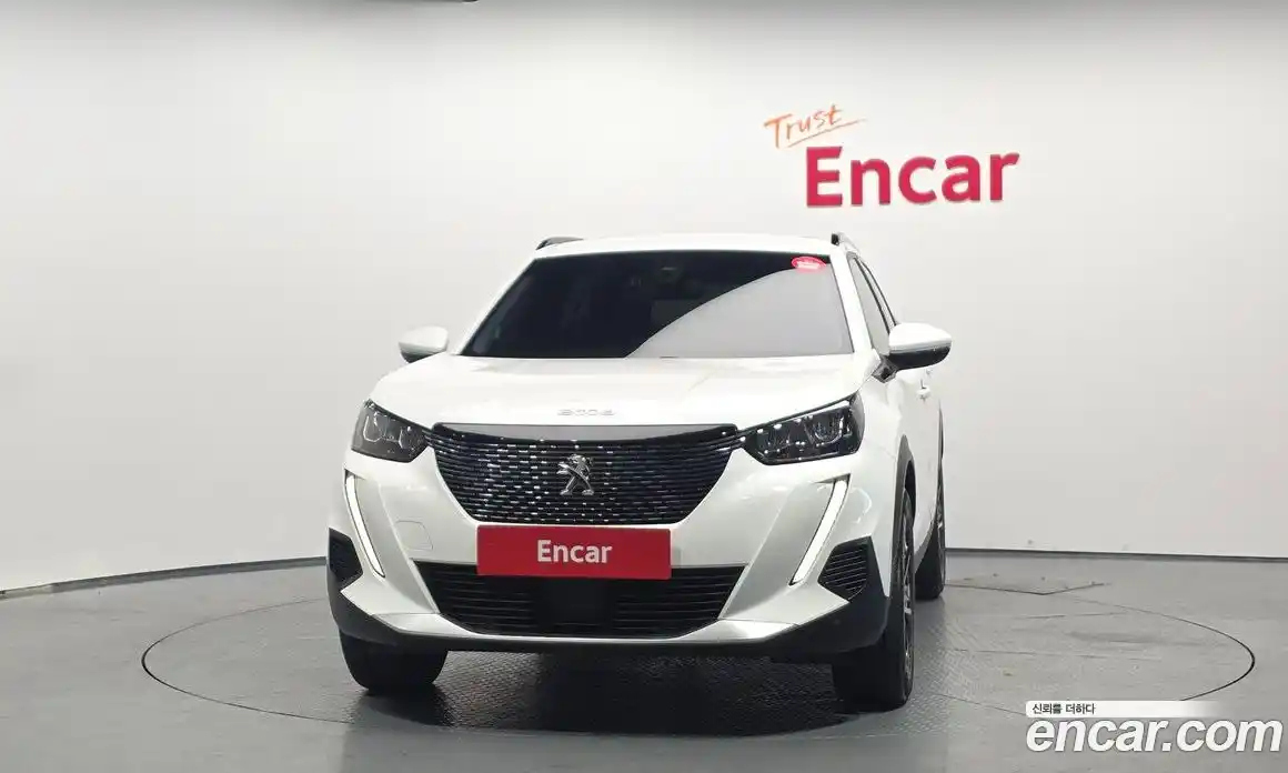 Peugeot 2008 2021 1.5 автомат (гидро), фото 3