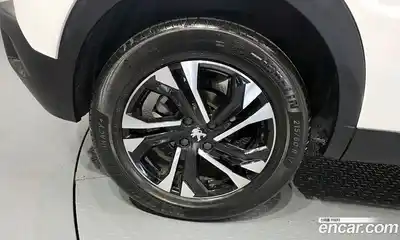 Peugeot 2008 2021 1.5 автомат (гидро), миниатюра 5