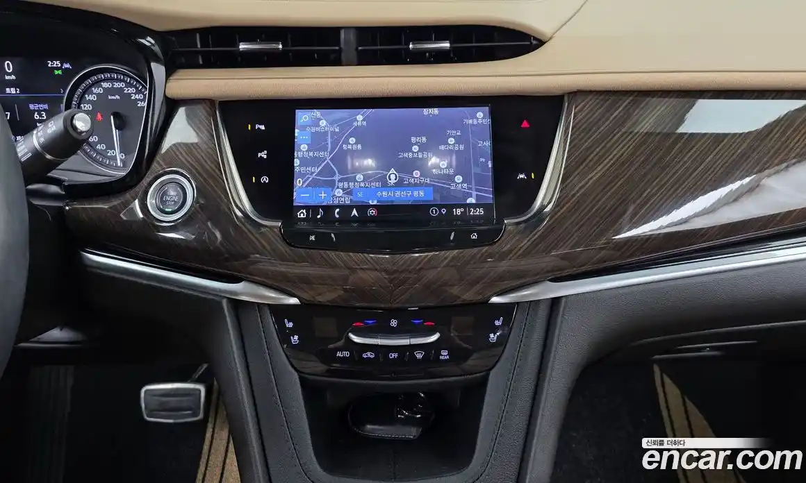 Cadillac XT6 2024 3.6 гидро, фото 14