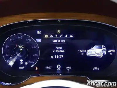 Bentley Bentayga 2022 4.0 гидро, миниатюра 6