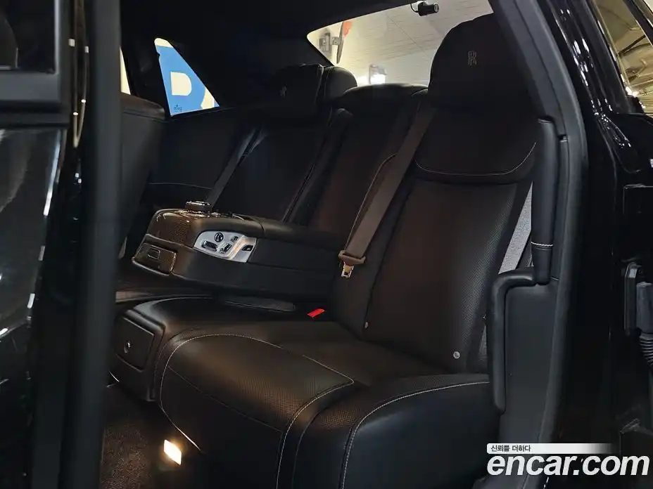 Rolls-Royce Ghost 2017 6.6 гидро, фото 17