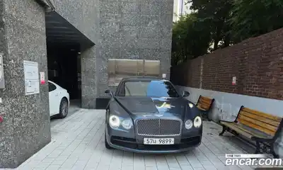 Bentley Flying Spur 2018 4.0 гидро, миниатюра 3