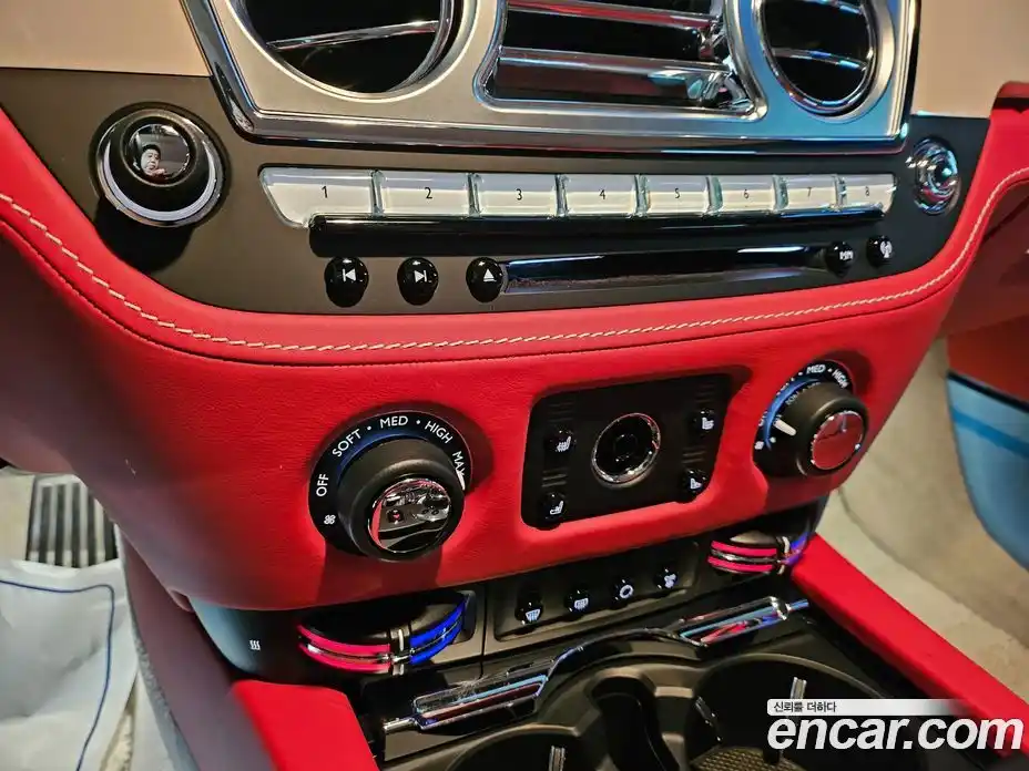 Rolls-Royce Dawn 2019 6.6 гидро, фото 13