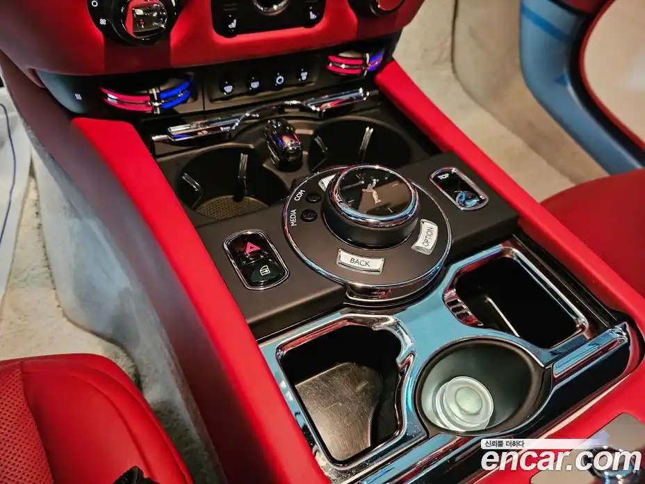 Rolls-Royce Dawn 2019 6.6 гидро, фото 14