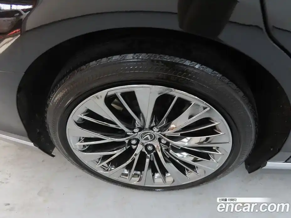 Lexus LS 2018 3.5 гидро, фото 20