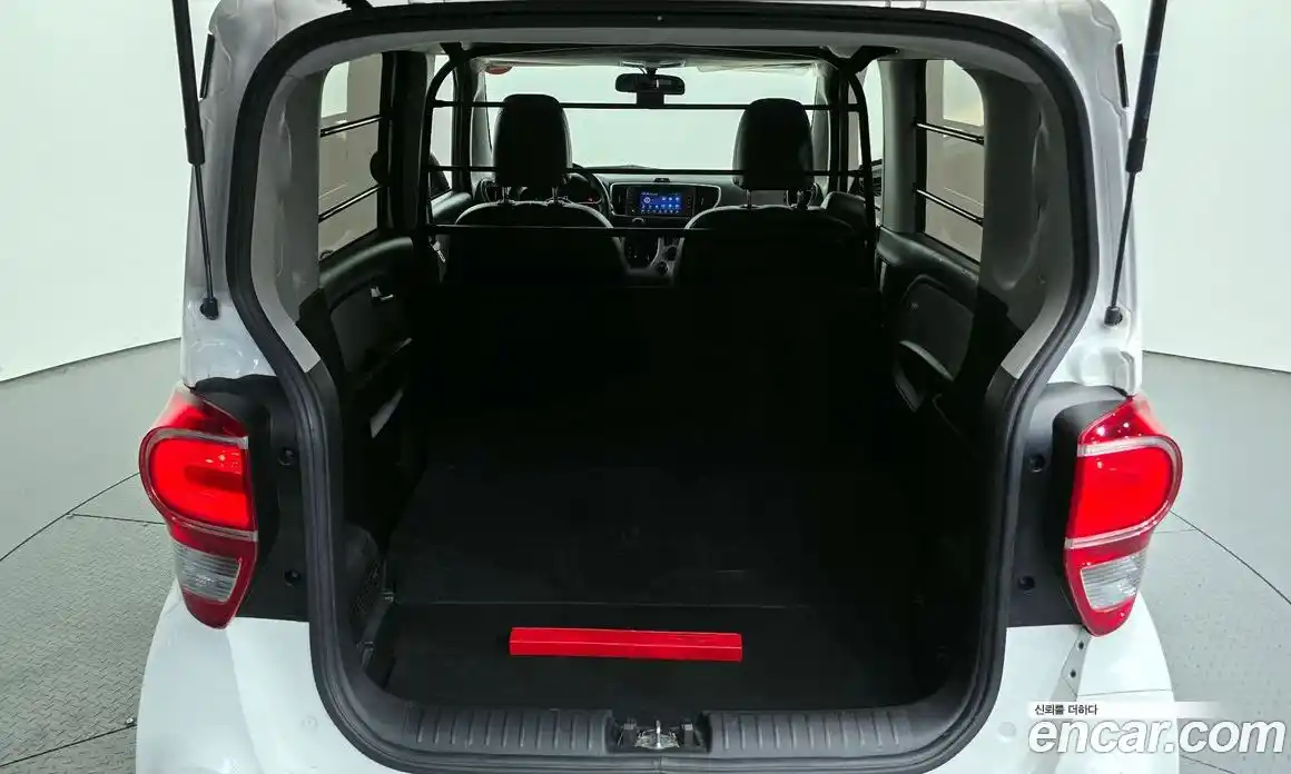 Kia Ray 2022 1.0 автомат (гидро), фото 29