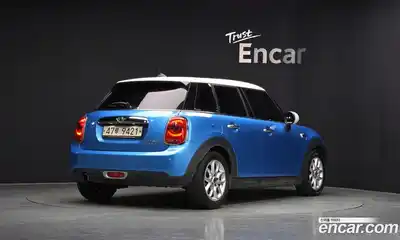 Mini Cooper 2015 1.5 автомат (гидро), миниатюра 2