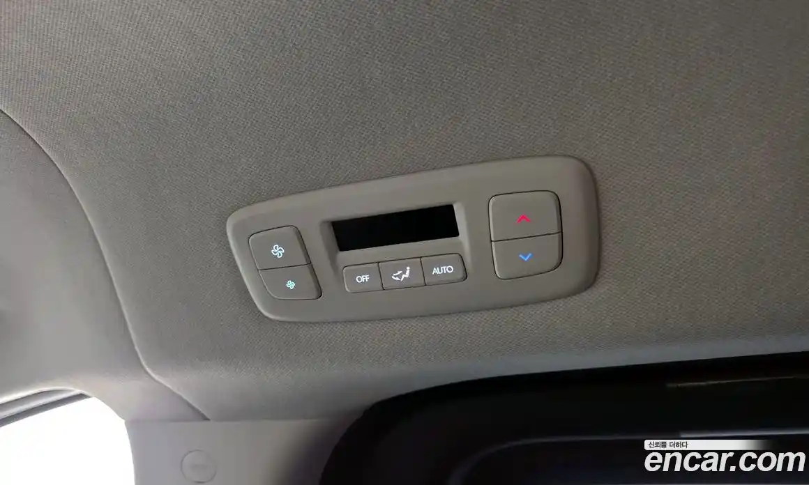 Hyundai Staria 2026 1.6 автомат (гидро), фото 30