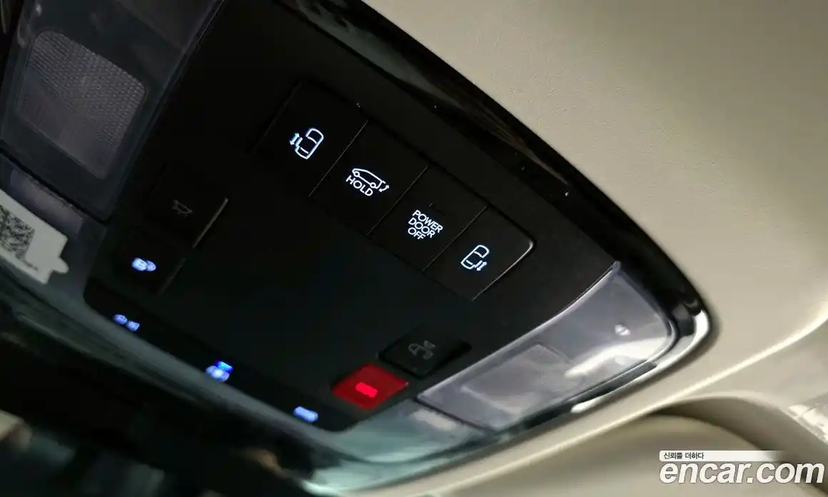 Hyundai Staria 2026 1.6 автомат (гидро), фото 31