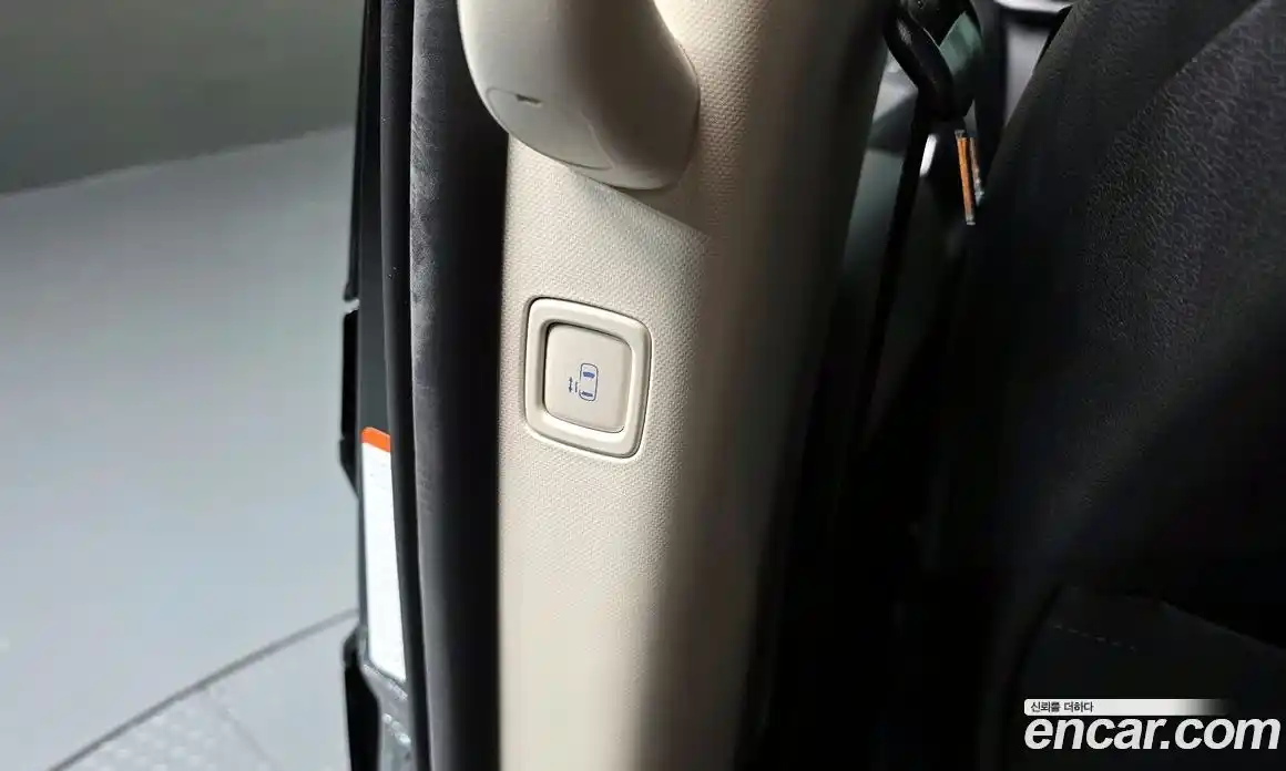 Hyundai Staria 2026 1.6 автомат (гидро), фото 32