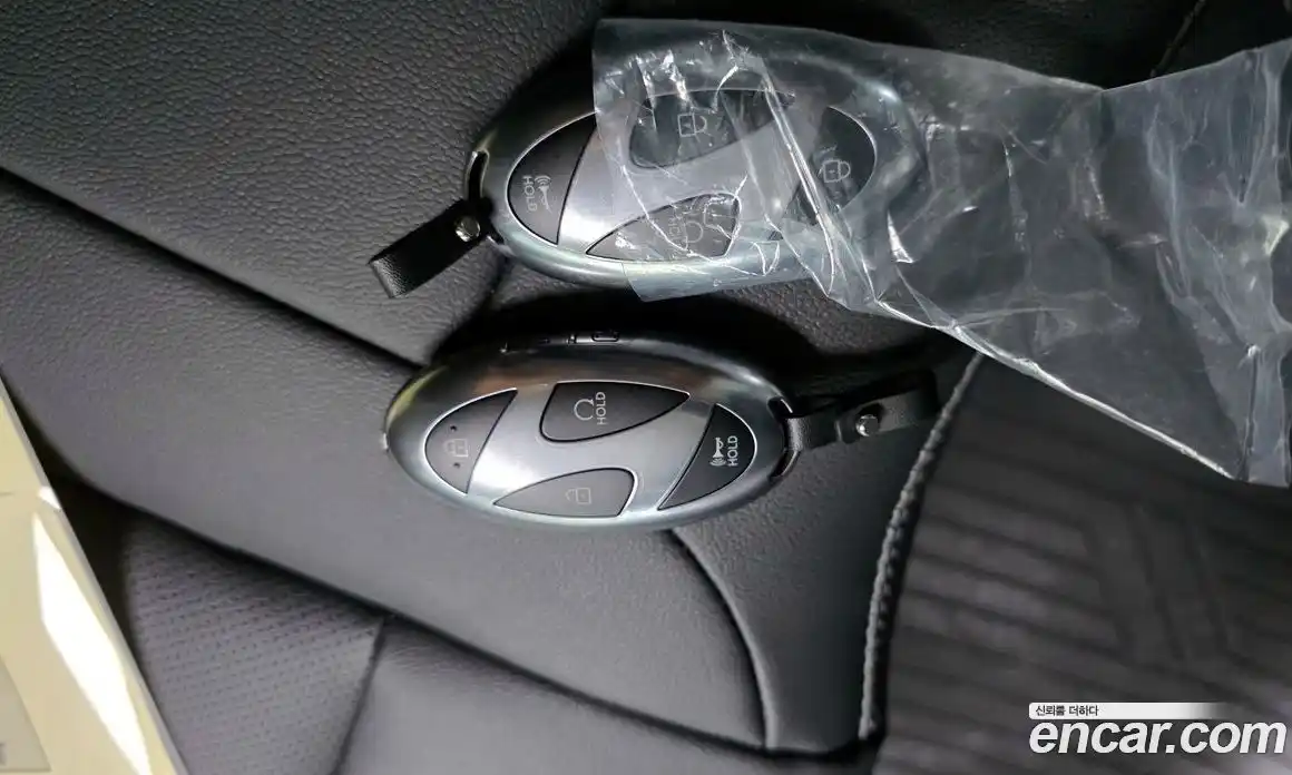Hyundai Staria 2026 1.6 автомат (гидро), фото 34