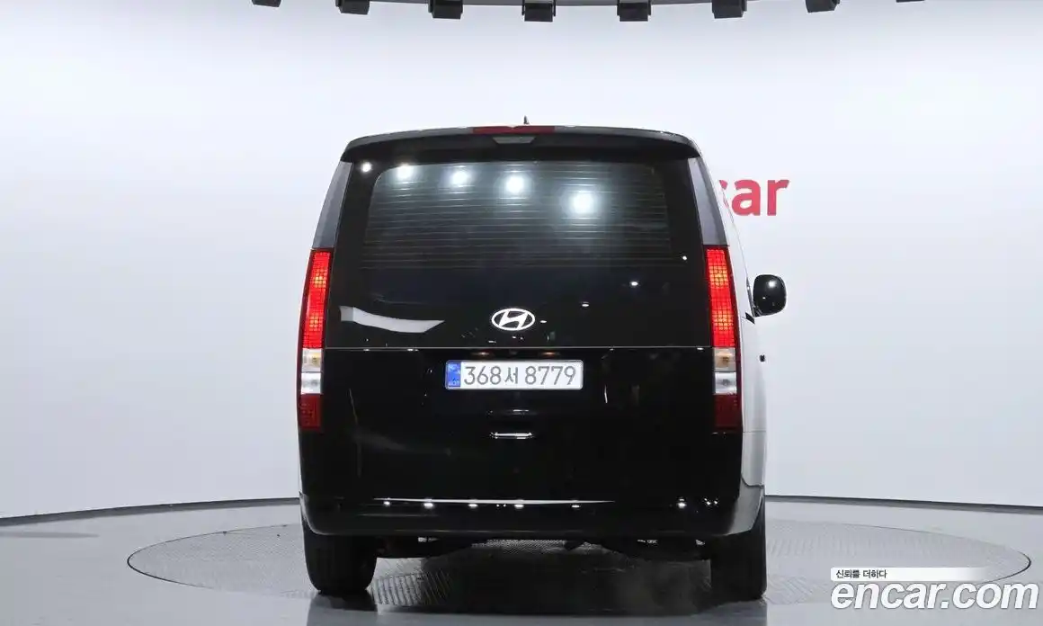 Hyundai Staria 2026 1.6 автомат (гидро), фото 4