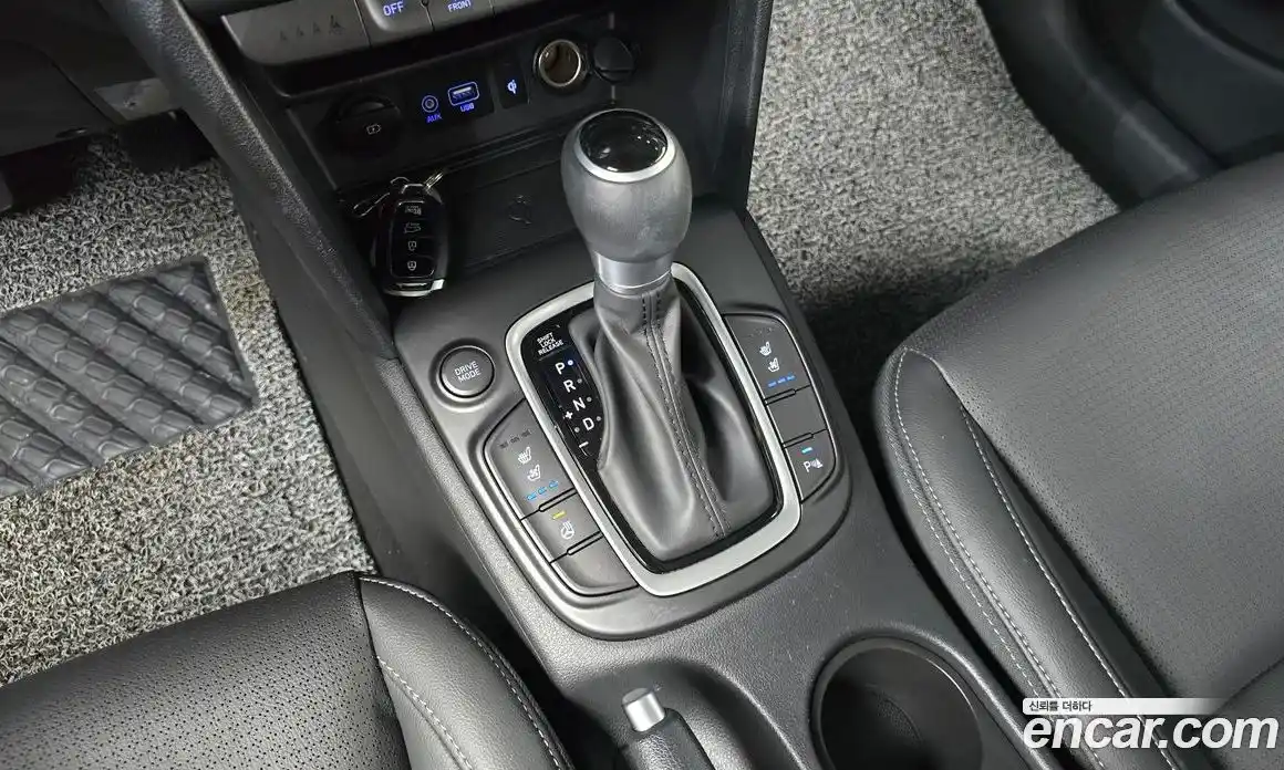 Hyundai Kona 2020 1.6 автомат (гидро), фото 12