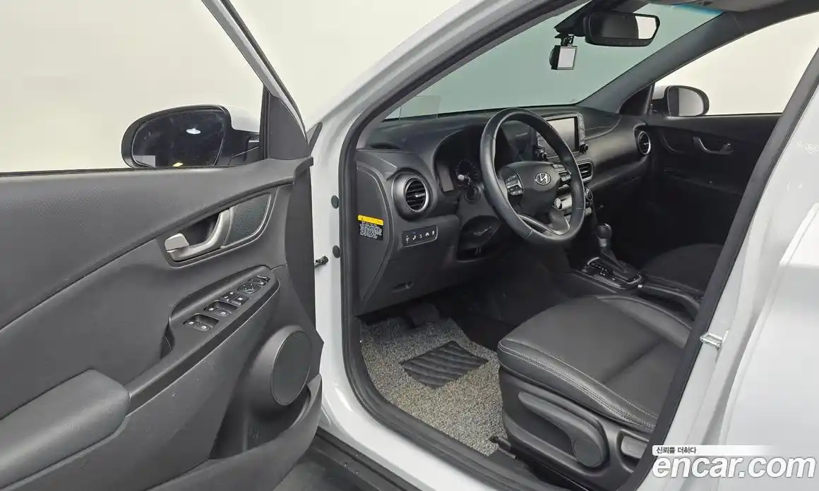 Hyundai Kona 2020 1.6 автомат (гидро), фото 13