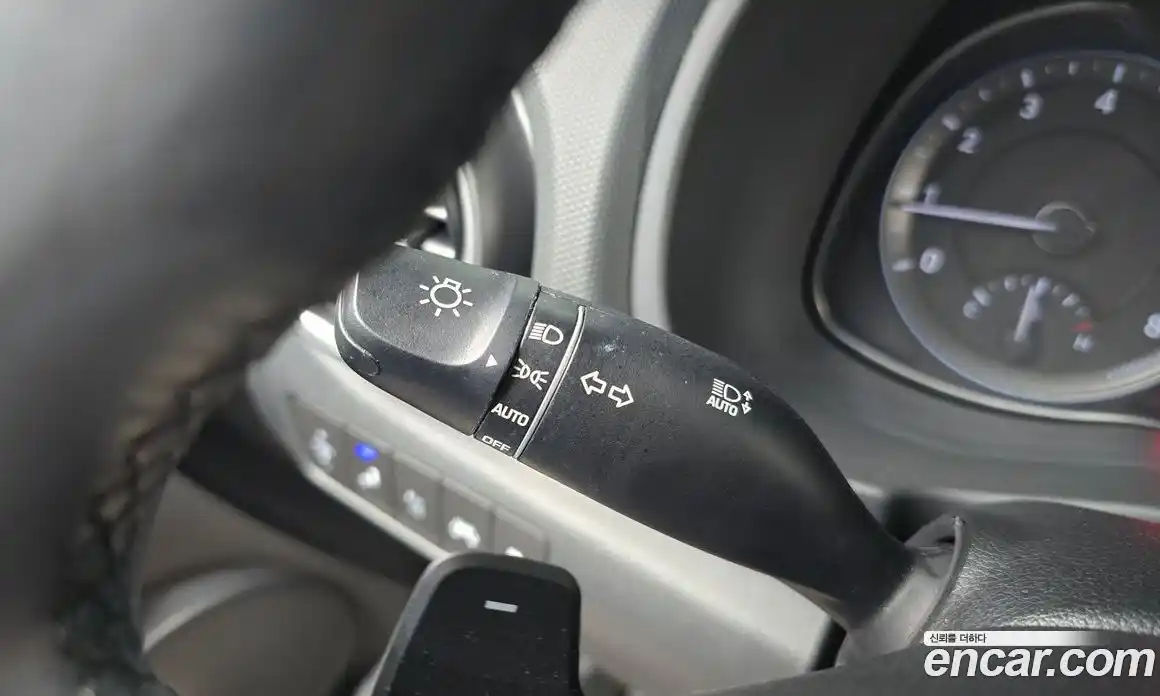 Hyundai Kona 2020 1.6 автомат (гидро), фото 30