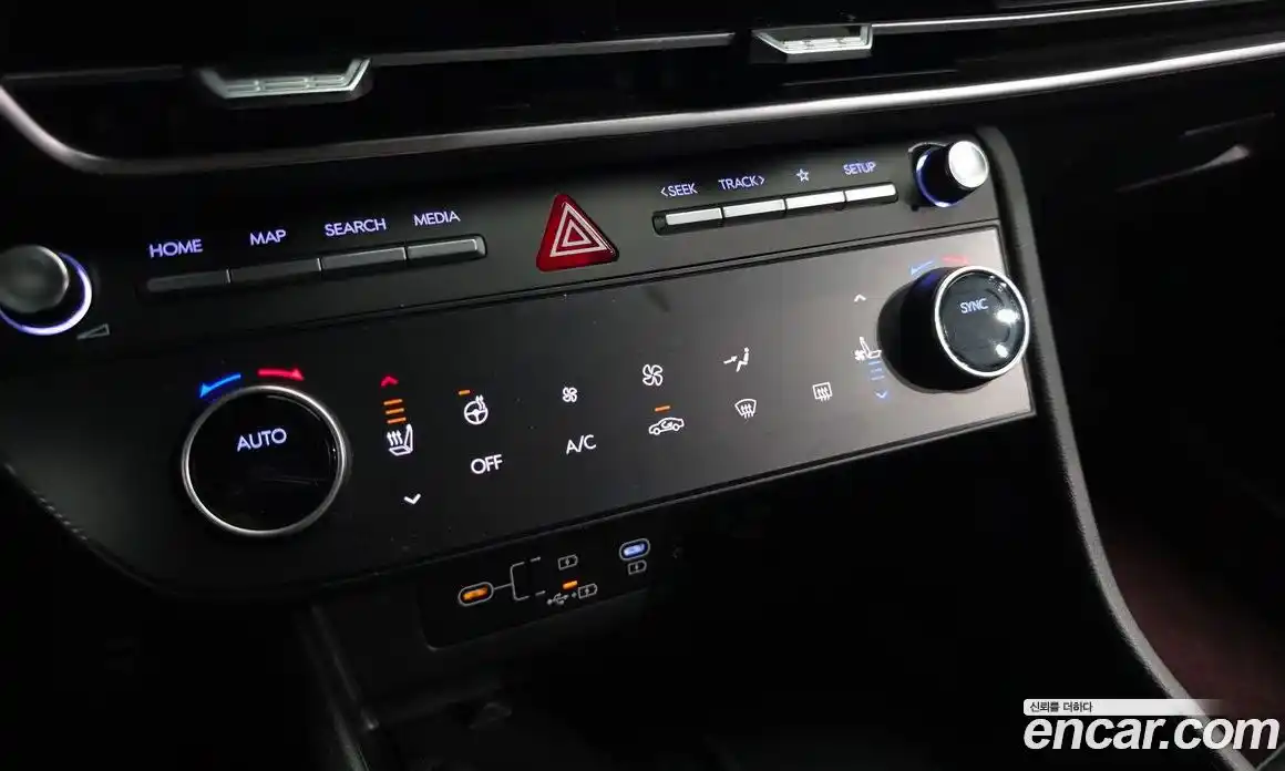 Hyundai Sonata 2024 1.6 автомат (гидро), фото 34