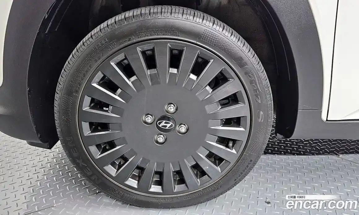 Hyundai Casper 2022 1.0 автомат (гидро), фото 5