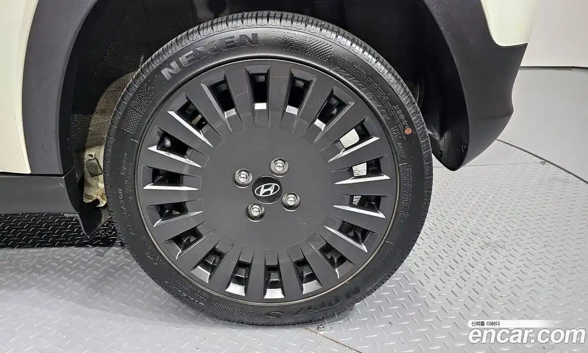 Hyundai Casper 2022 1.0 автомат (гидро), фото 7