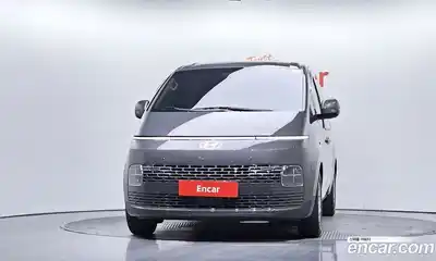 Hyundai Staria 2024 3.5 автомат (гидро), миниатюра 3