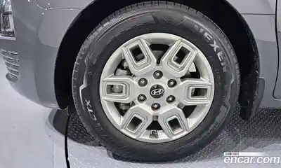 Hyundai Staria 2024 3.5 автомат (гидро), миниатюра 5