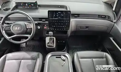 Hyundai Staria 2024 3.5 автомат (гидро), миниатюра 7