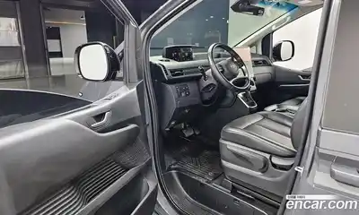 Hyundai Staria 2024 3.5 автомат (гидро), миниатюра 10