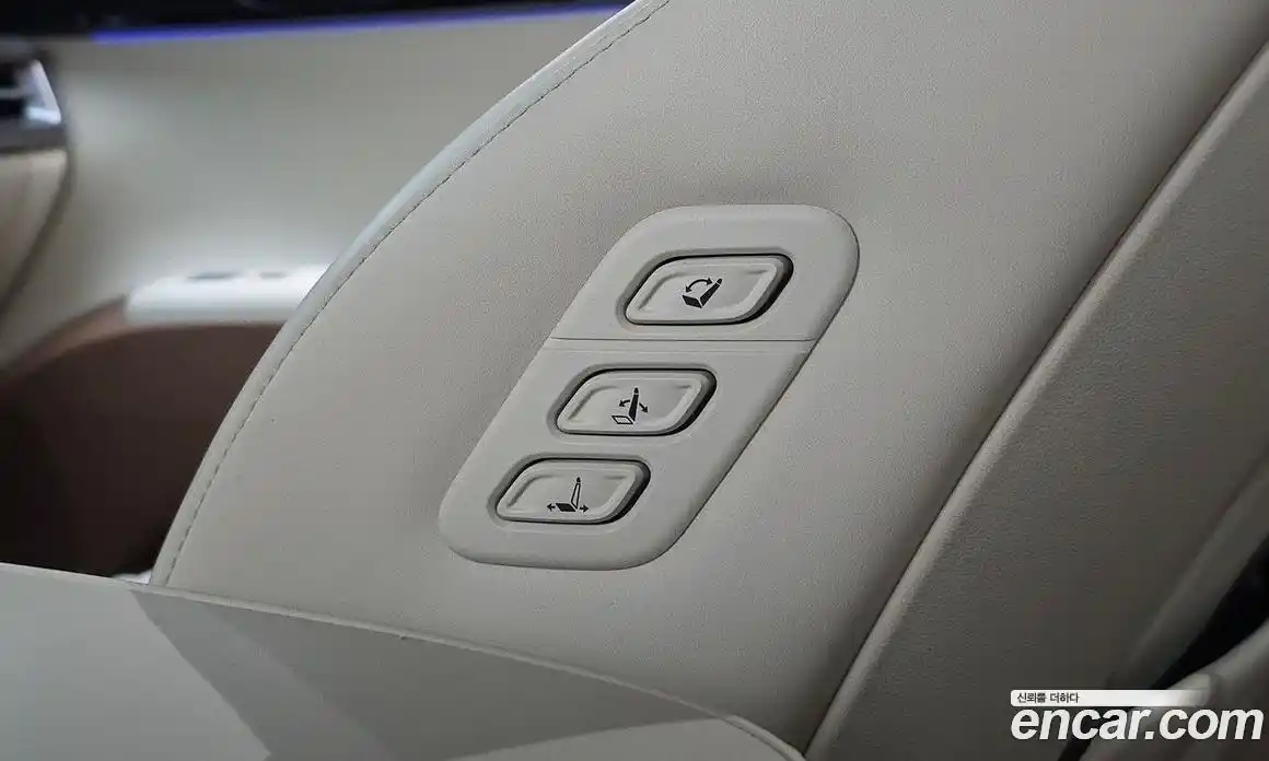 Hyundai Grandeur 2023 1.6 автомат (гидро), фото 36