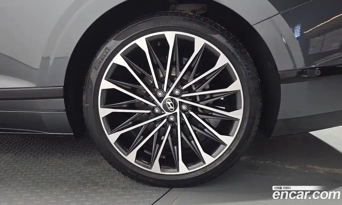 Hyundai Grandeur 2023 1.6 автомат (гидро), фото 7