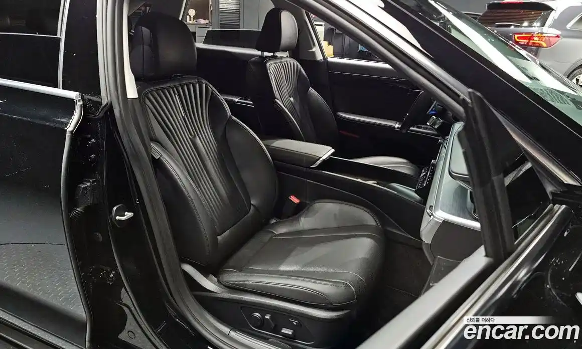 Hyundai Grandeur 2023 3.5 автомат (гидро), фото 10