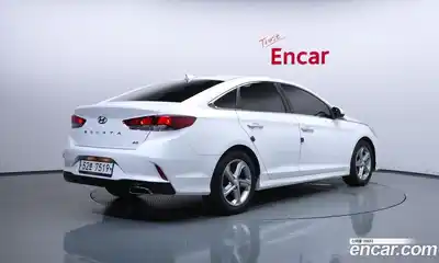 Hyundai Sonata 2018 2.0 автомат (гидро), миниатюра 2