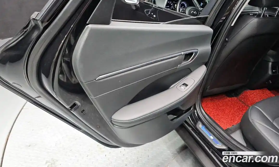Hyundai Sonata 2022 2.0 автомат (гидро), фото 15