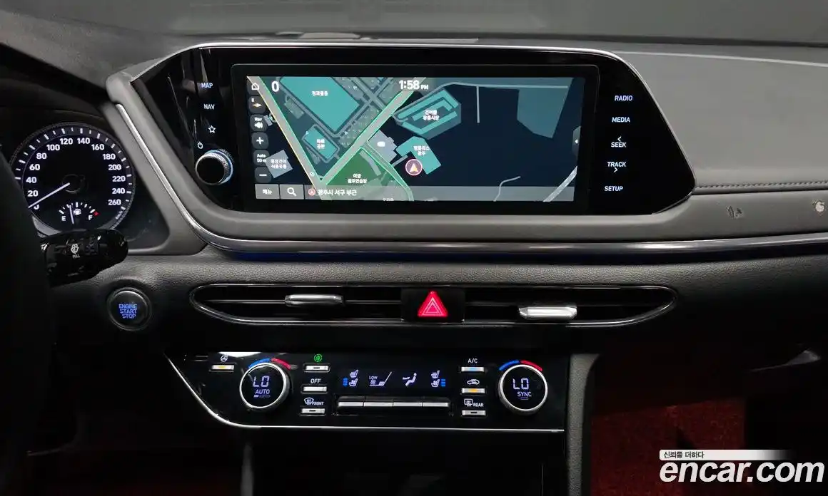 Hyundai Sonata 2022 2.0 автомат (гидро), фото 18