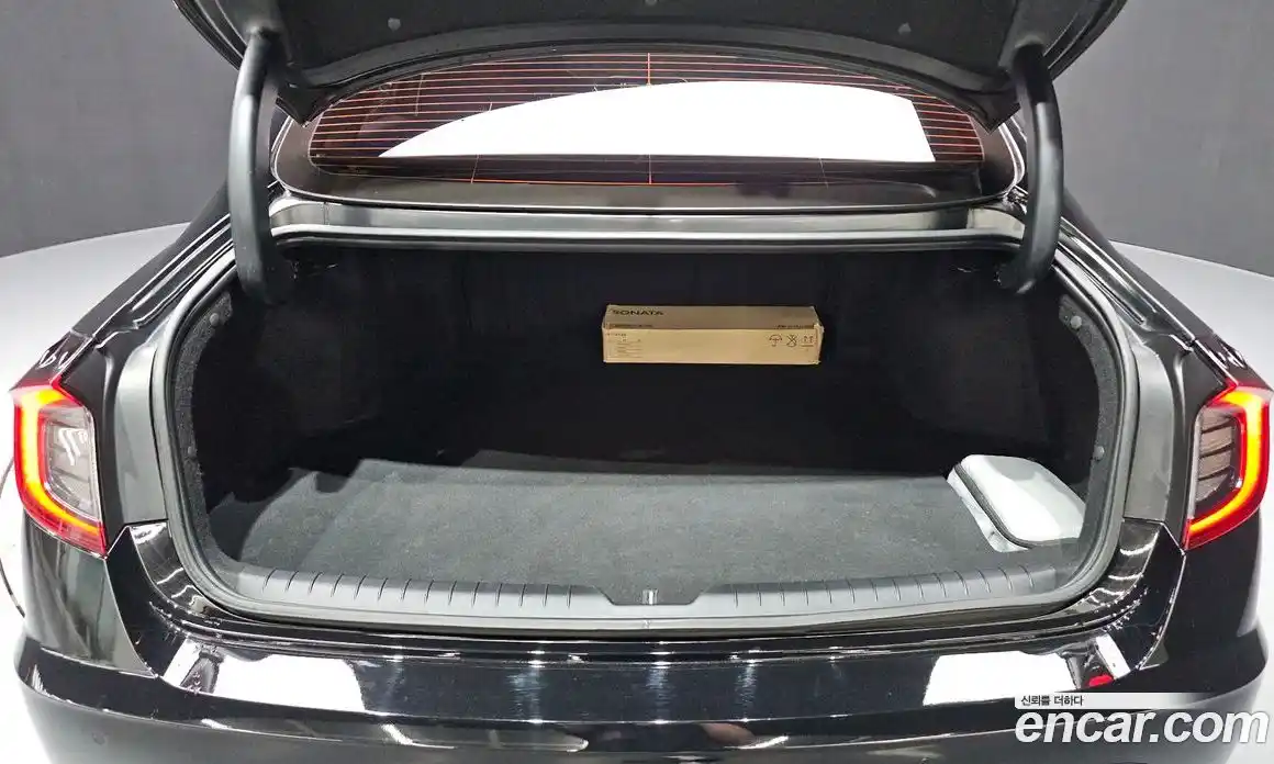 Hyundai Sonata 2022 2.0 автомат (гидро), фото 26