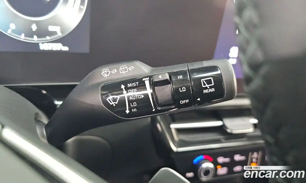 Kia Niro 2023 0.2 автомат (гидро), фото 27