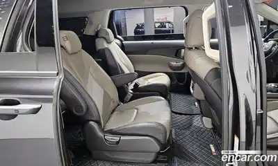 Kia Carnival 2024 2.2 автомат (гидро), миниатюра 11