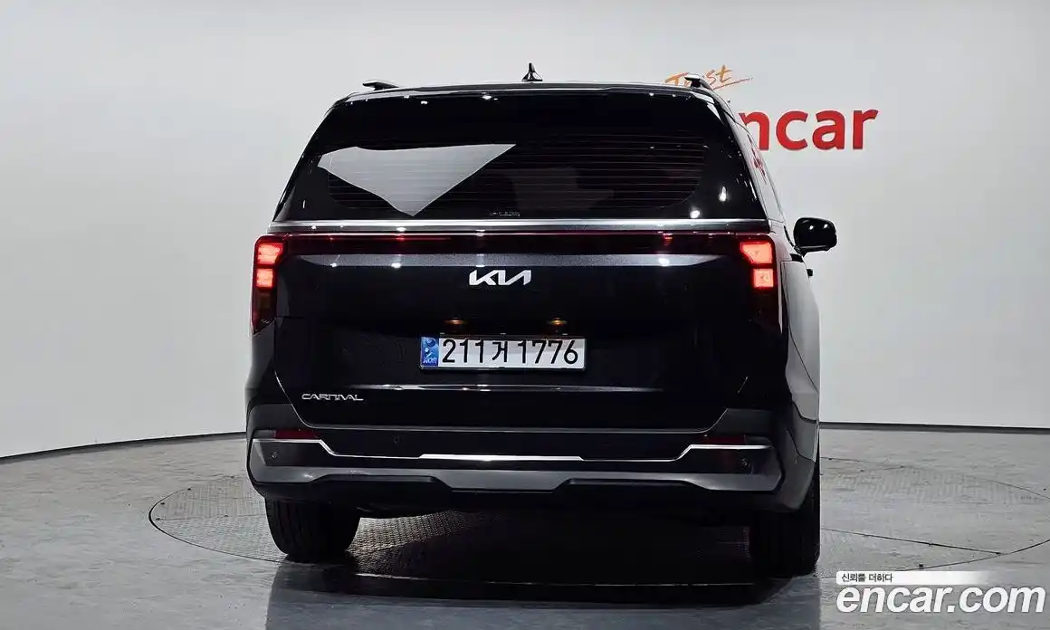 Kia Carnival 2024 2.2 автомат (гидро), фото 4