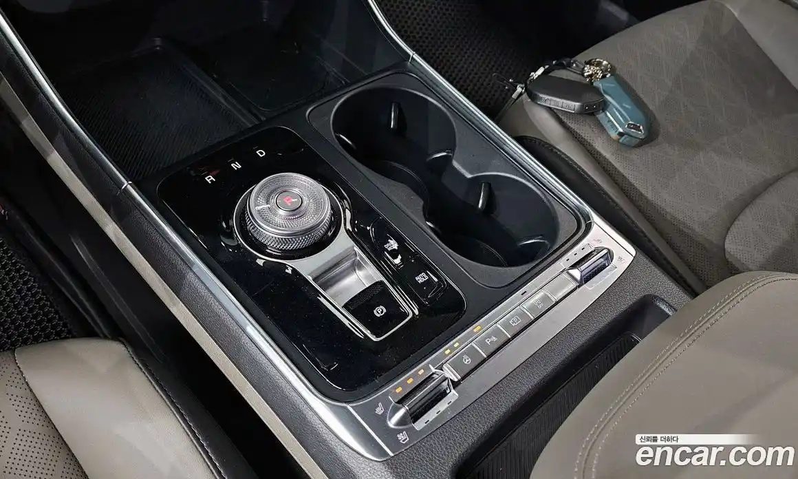 Kia Carnival 2024 2.2 автомат (гидро), фото 9